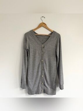 Ice breaker merino wool long gray cardigan button front lightweight knit